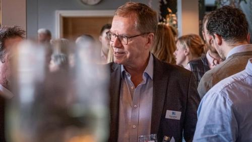 meeting-28